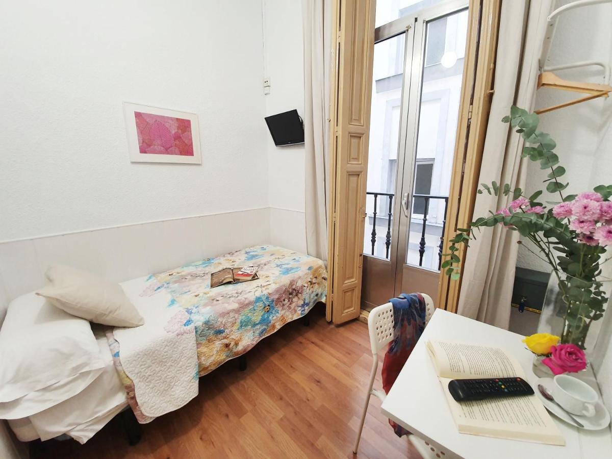 Hostal Alicante Madrid Exterior foto
